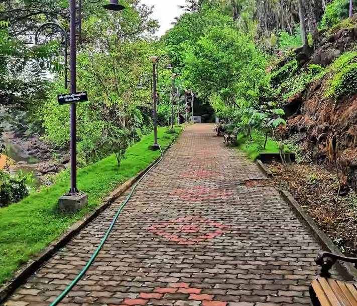 Shanthitheeram Park, Malappuram, Kerala - Vushii.com